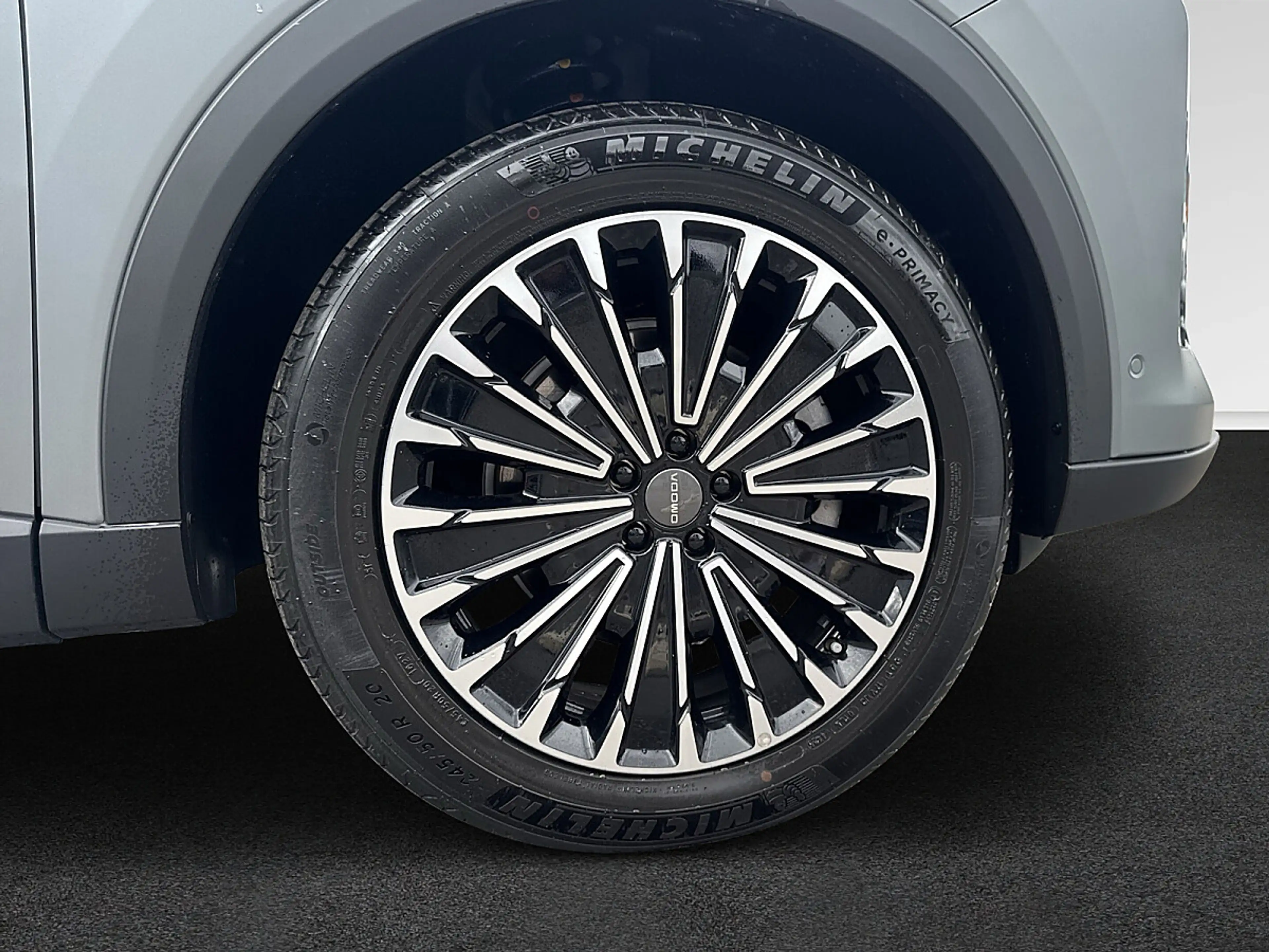 Omoda 9 Premium Plug-In HYBRID SHS ALLRAD — photo 4