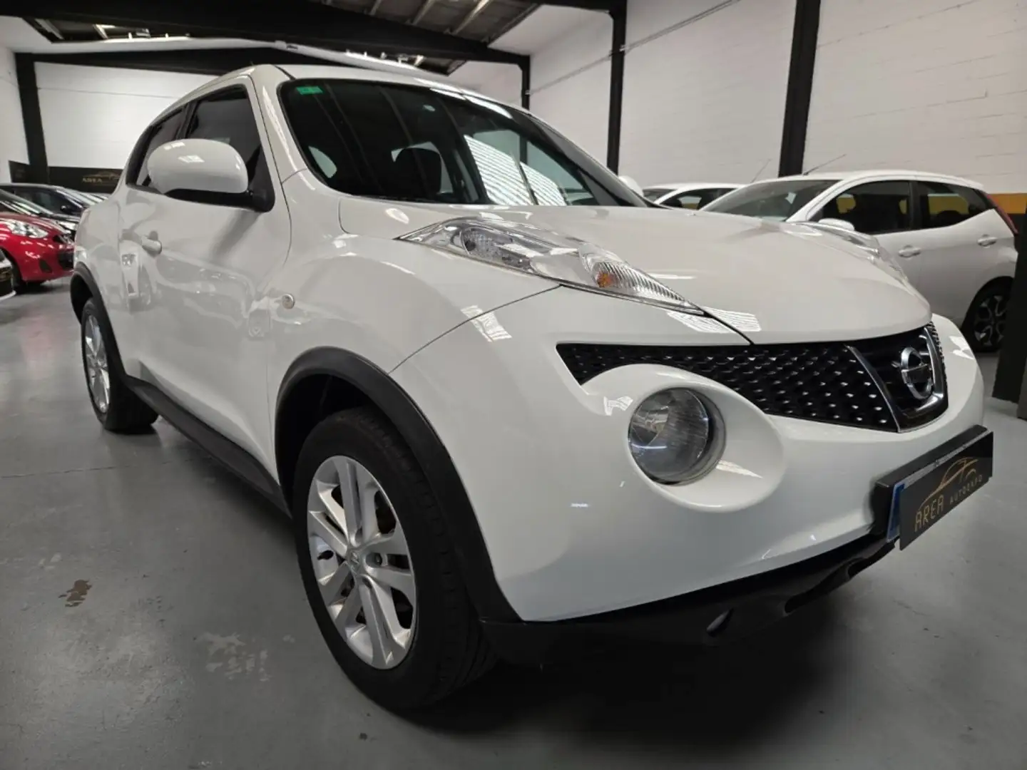 Nissan Juke 1.6i Tekna Premium Alb - 2