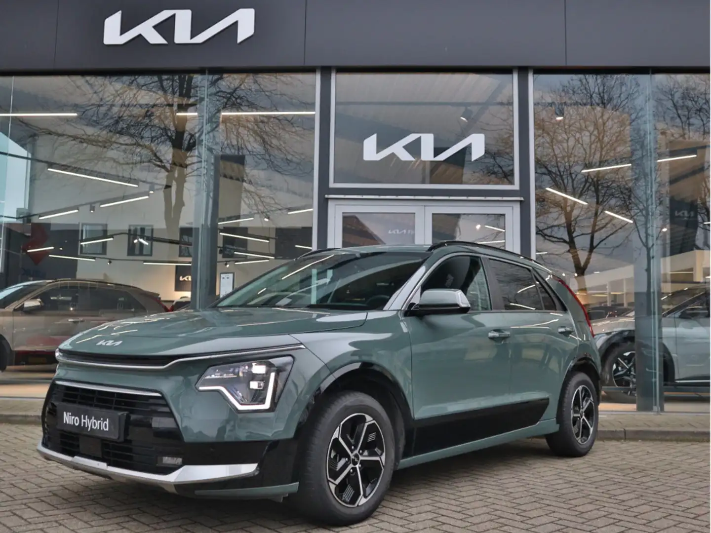 Kia Niro 1.6 GDi Hybrid DynamicLine Navi+BT+DAB+Camera ECC- Zelená - 1