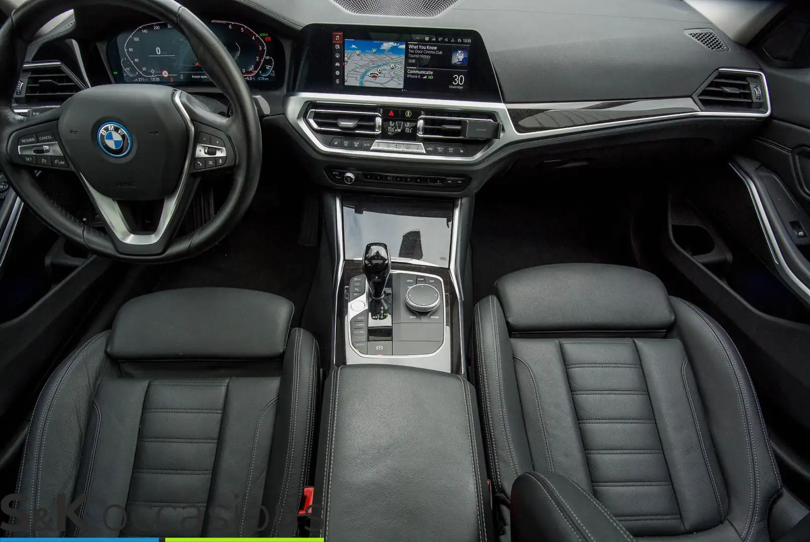BMW 330 3-serie Touring 330e xDrive Pano Led Leder BMW 3-s Blauw - 2