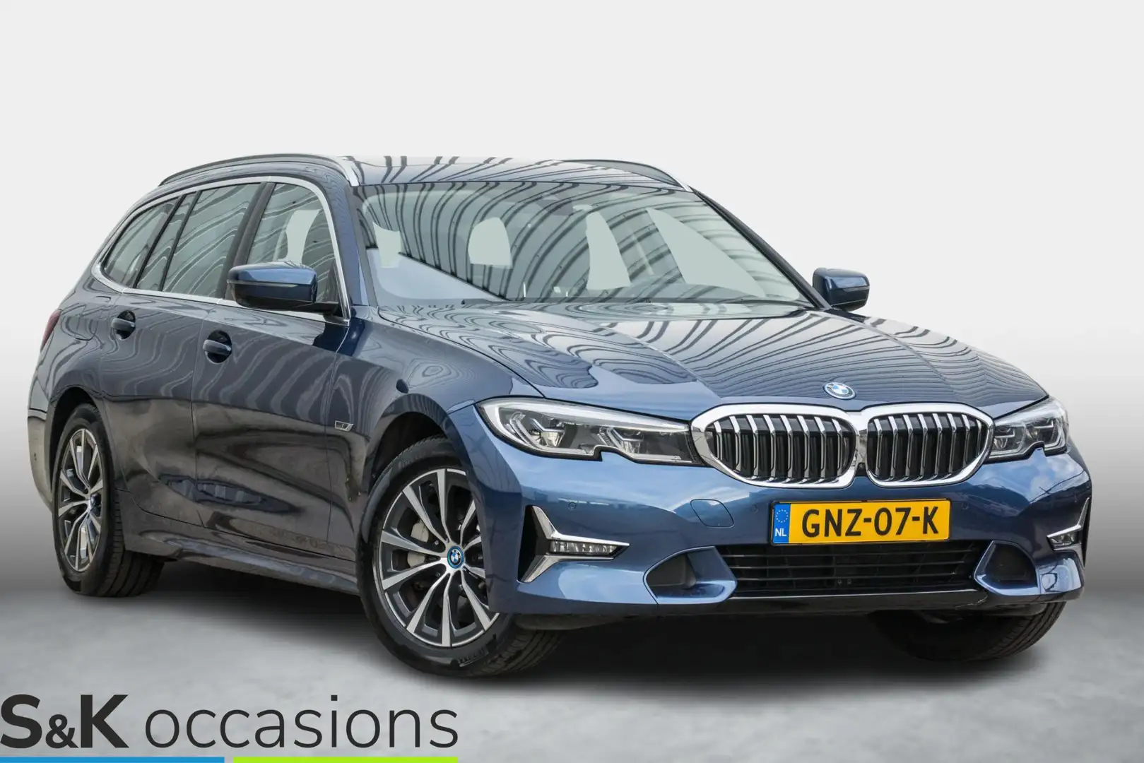 BMW 330 3-serie Touring 330e xDrive Pano Led Leder BMW 3-s Blauw - 1