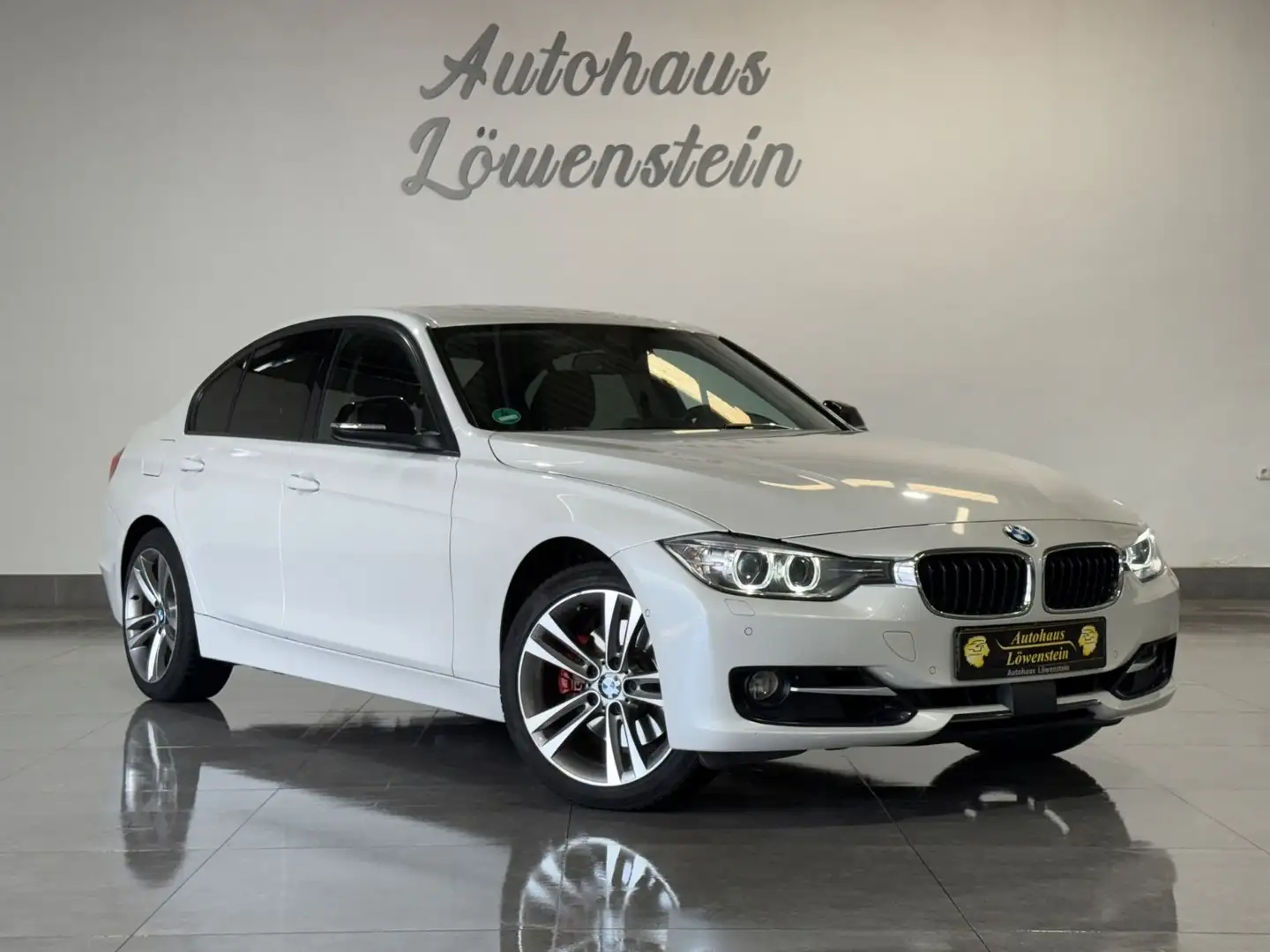 BMW 328 i xDrive*ACC*LANE*RFK*DEUTSCH-FHRZ Blanc - 1