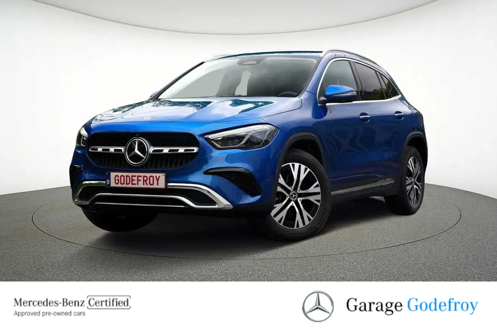 Mercedes-Benz GLA 250 e 360°/ Multibeam Bleu - 1
