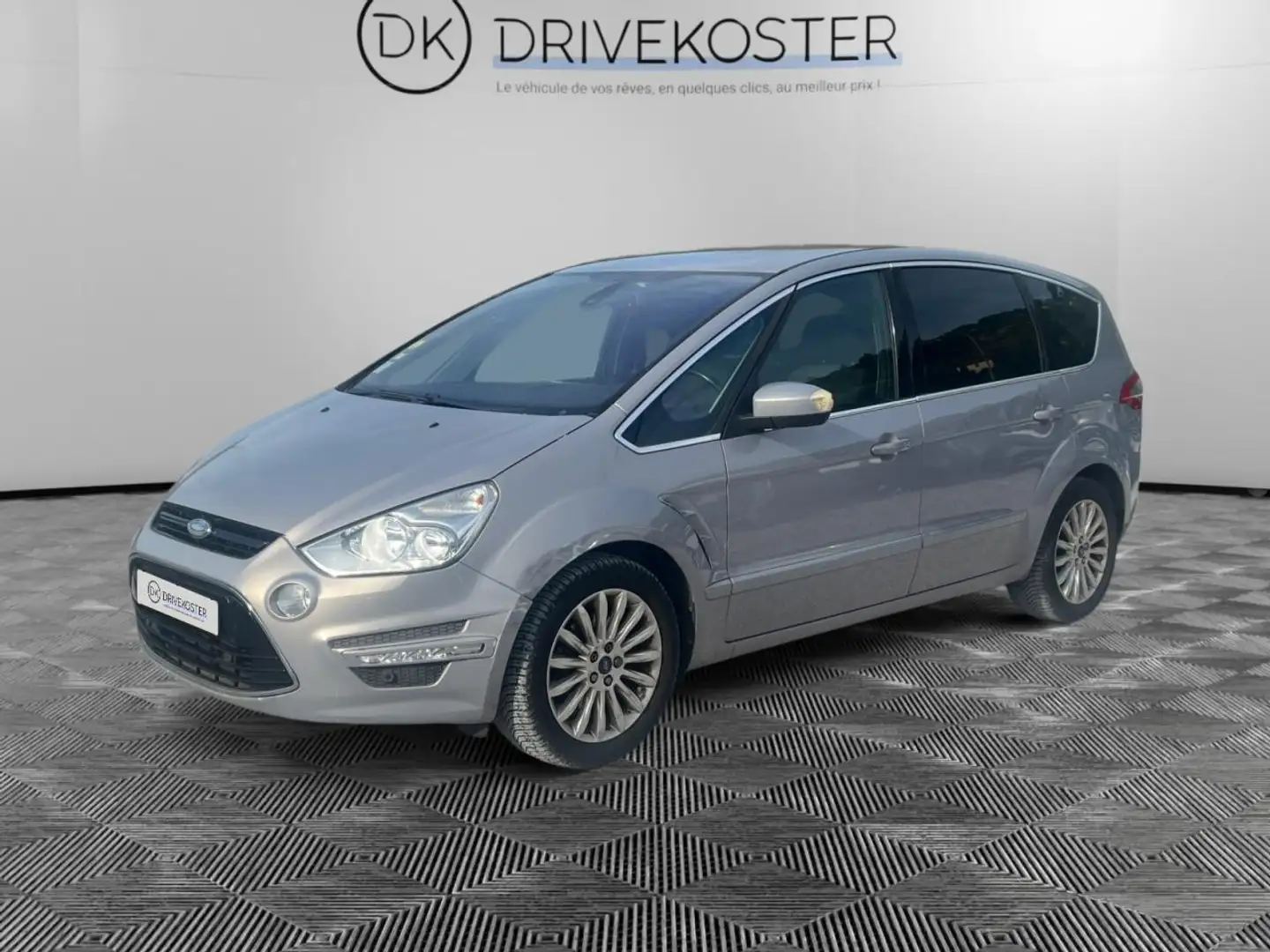 Ford S-Max S-MAX 2.0 TDCi - 140 cv - BV Powershift - Titanium Gris - 1