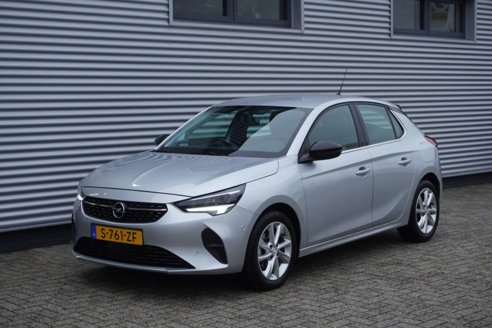 Opel Corsa 1.2 Turbo 100pk Level 3 / Camera + parkeersensoren Zilver - 2