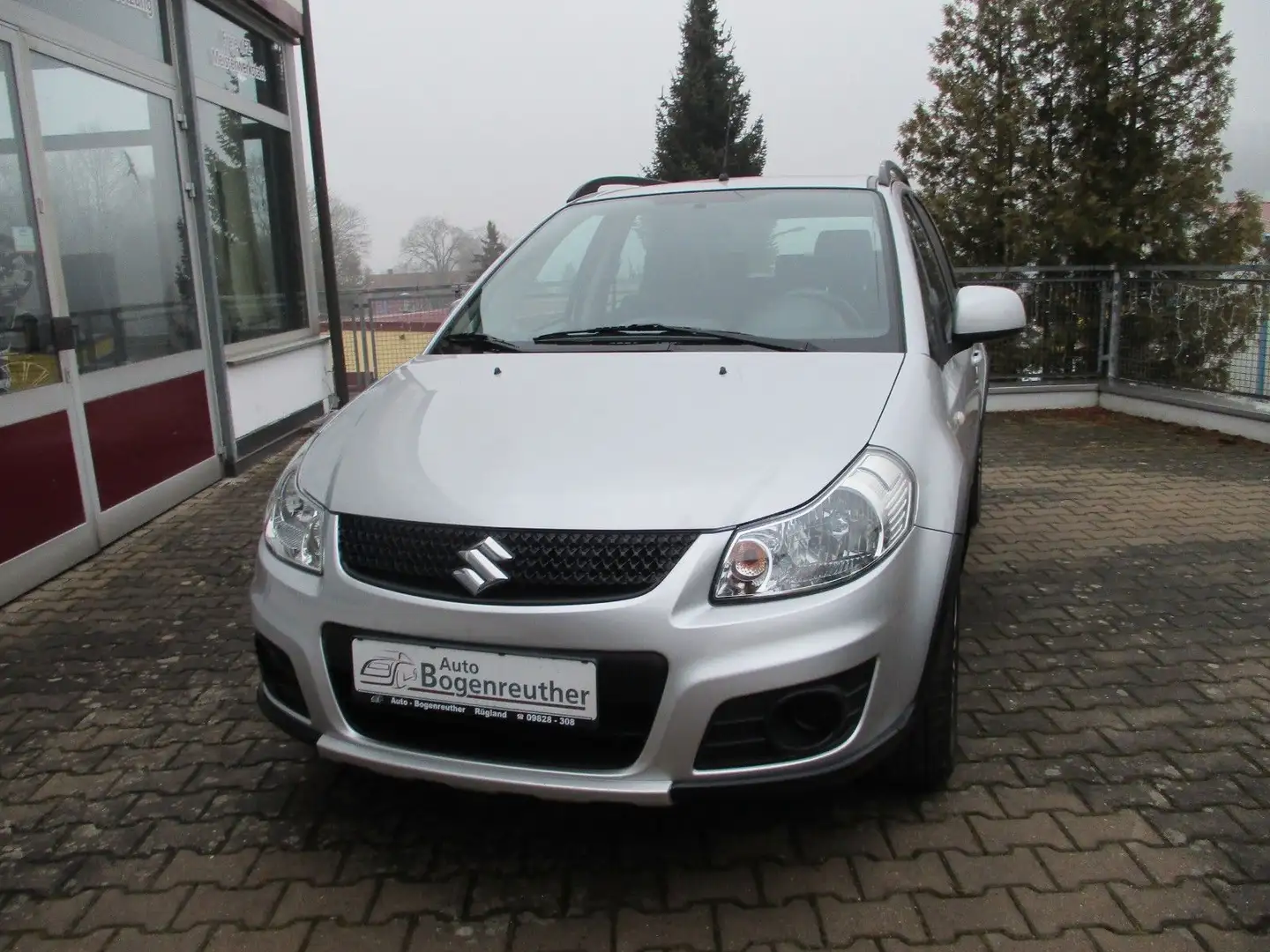 Suzuki SX4 Allrad+Sehr gepflegt+ aus 1.Hand+AHK Plateado - 2