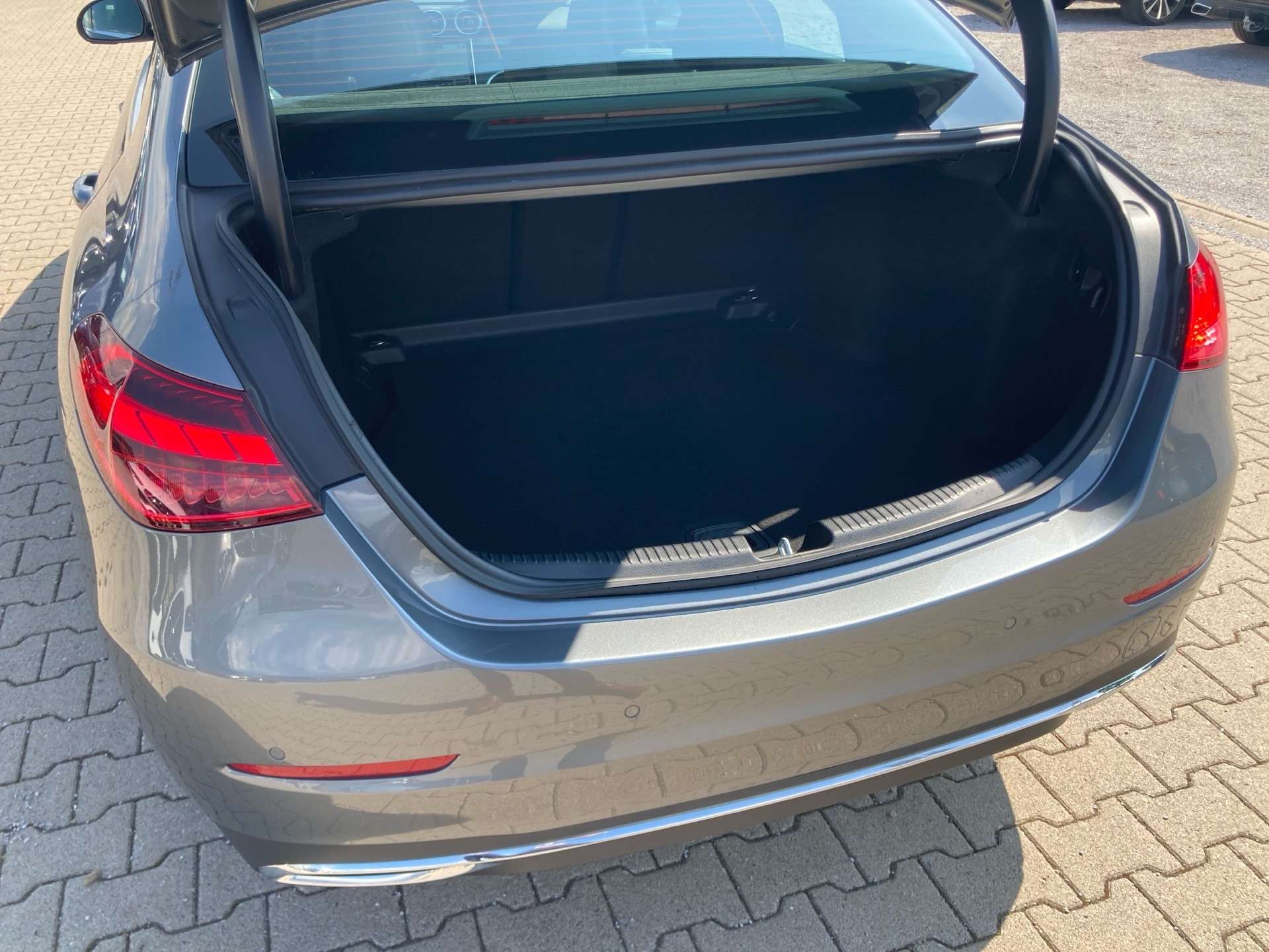 Mercedes-Benz C 200