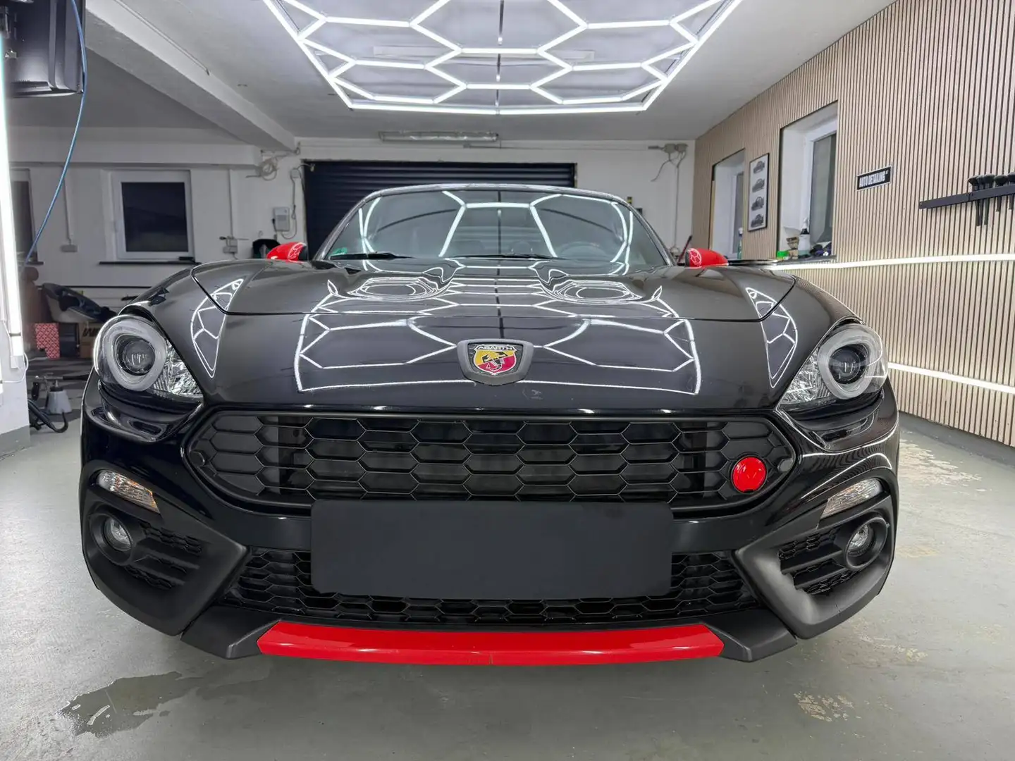 Abarth 124 Spider Edition Schwarz - 1