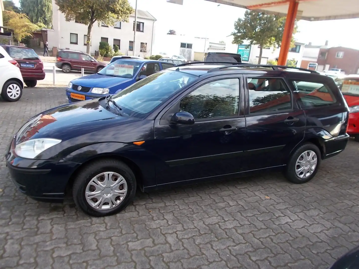 Ford Focus 1.4 WENIG KM TÜV ZR NEU Blau - 2