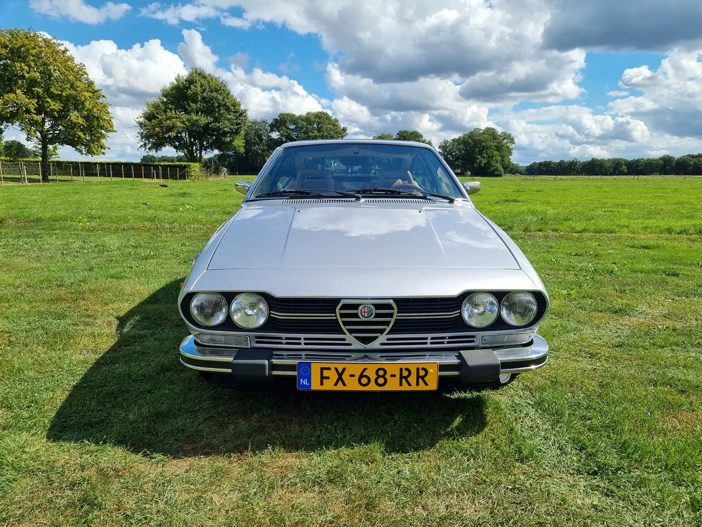 Alfa Romeo Alfetta Alfetta GT 2.0 Veloce (GTV) Stříbrná - 2