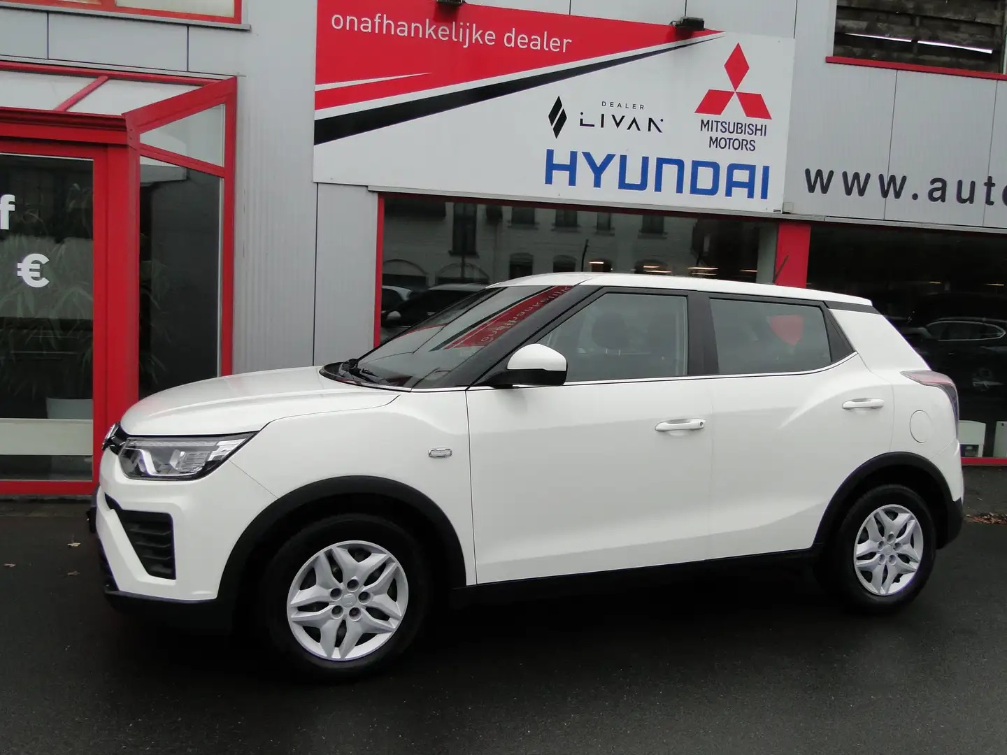 SsangYong Tivoli Tivoli 1.5 T-GDi 2WD Crystal Wit - 2