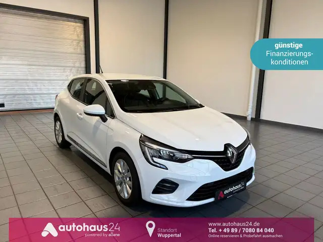 2022 Renault Clio in White for sale