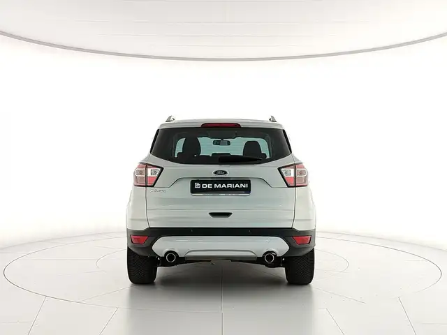 Ford Kuga view 4