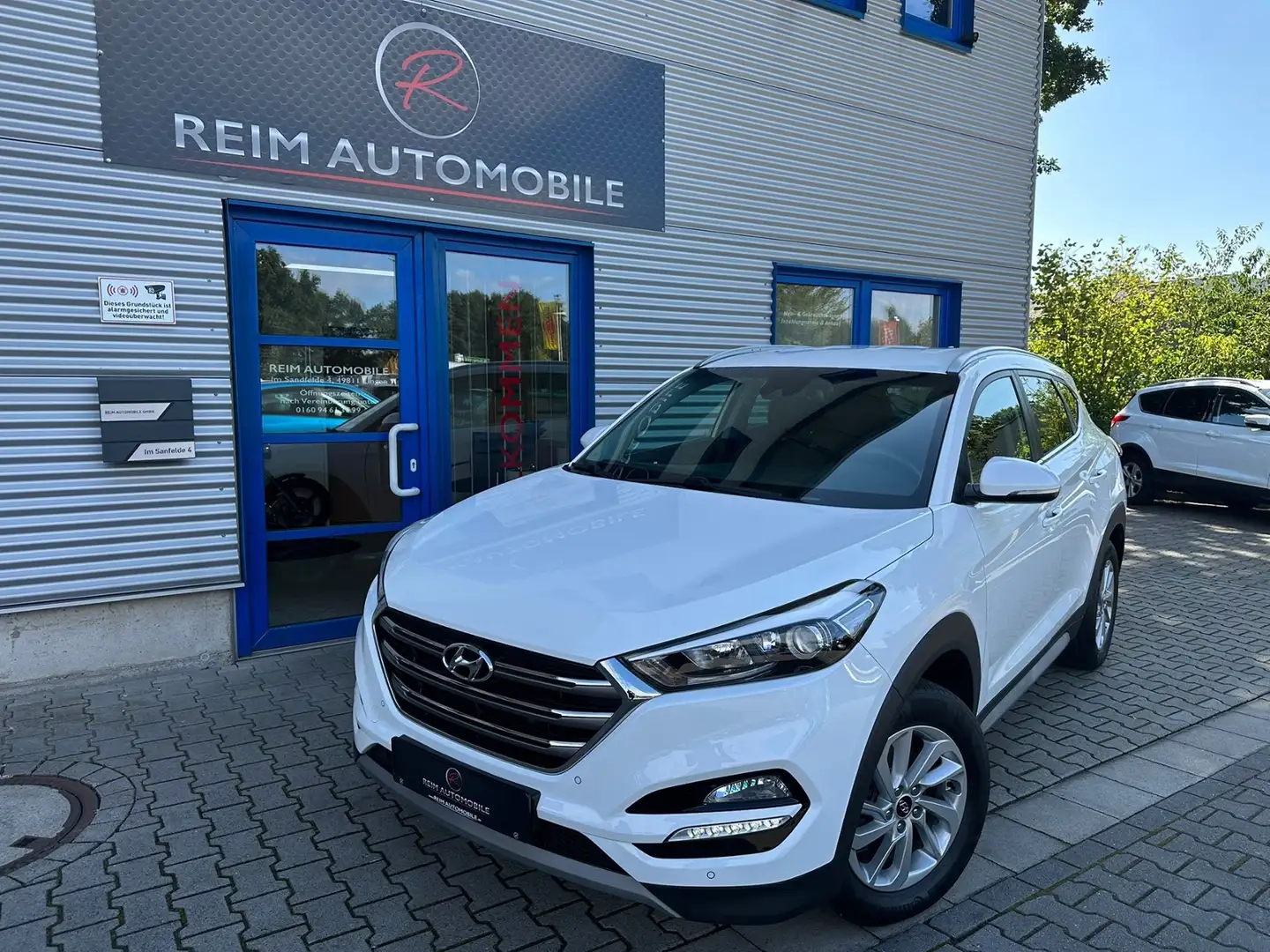 Hyundai TUCSON 1.6 "Style" *KAMERA*LED*SHZ*TEMPOMAT* Weiß - 1