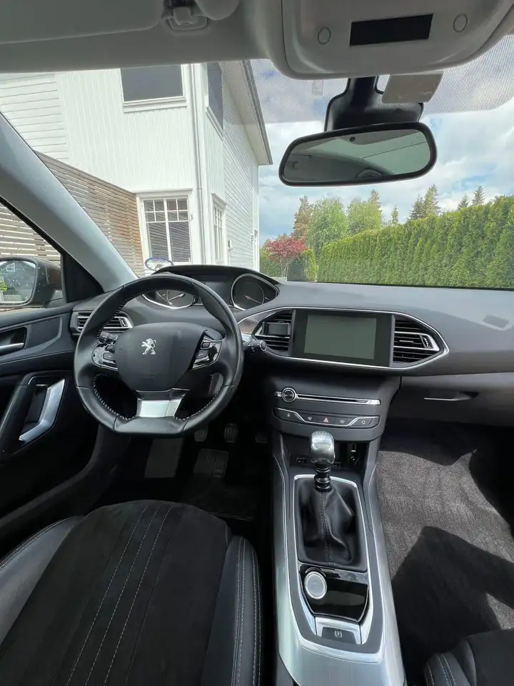 Peugeot 308 308 — photo 4