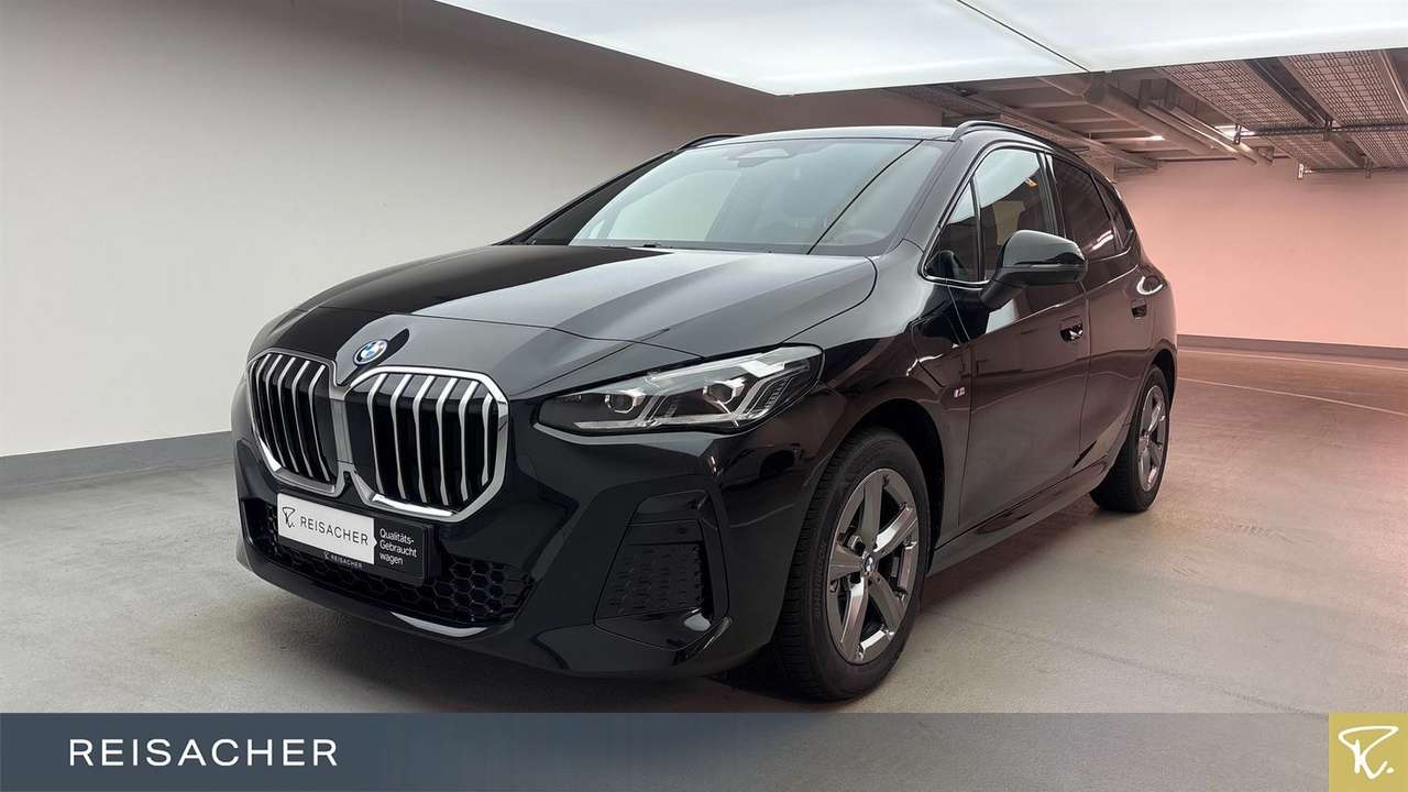 BMW 230 2025