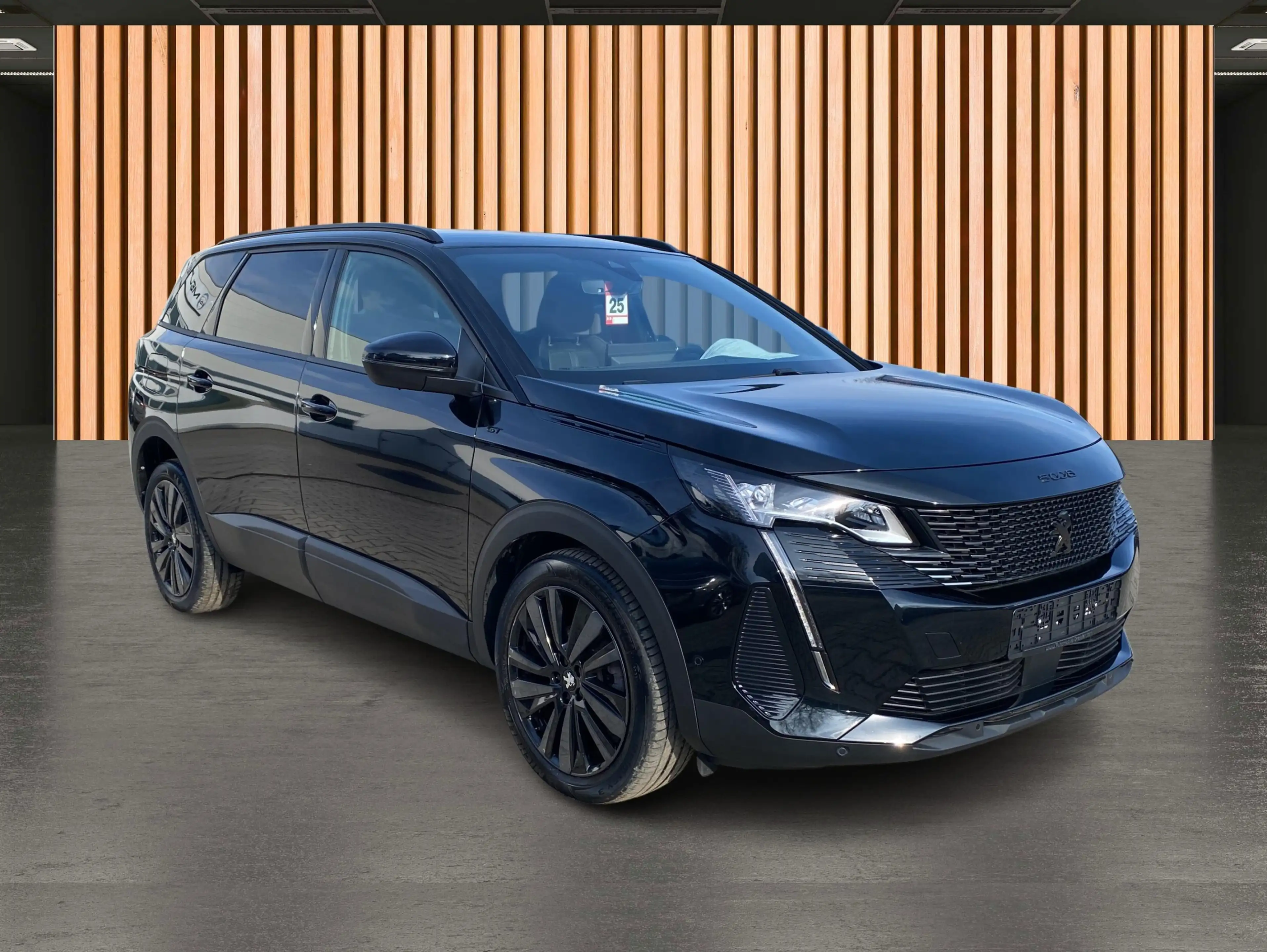 Peugeot 5008 GT Facelift*Navi*ACC*Kamera*7Sitze* — photo 3