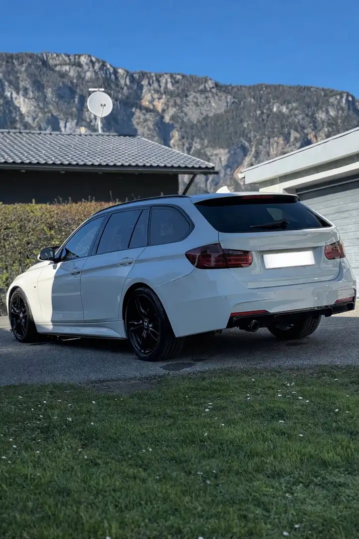 BMW 320 320d xDrive Touring Aut. - 2