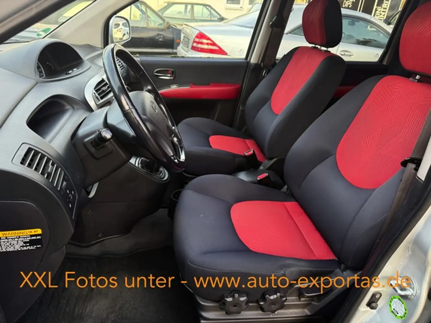 Hyundai Matrix 1.6 Klima,TÜV,8-FACH bereift auf Felgen Silber - 2