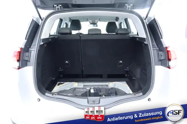 Renault Scenic view 12