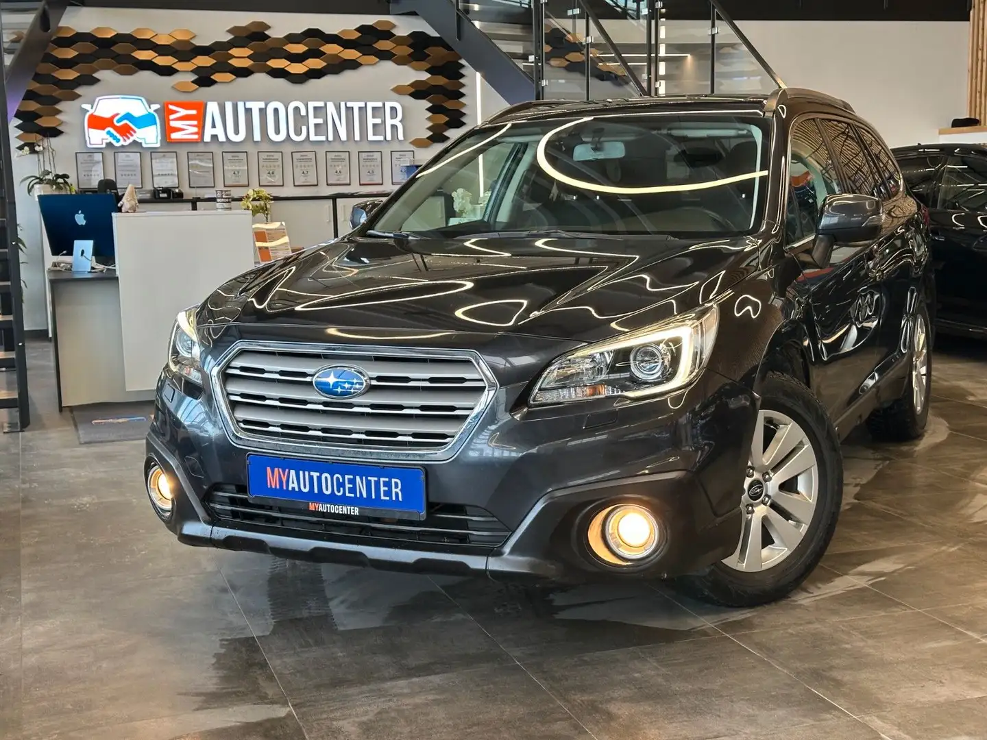 Subaru OUTBACK Outback Comfort*Klima*Navi*LED*AHK*EURO6 Grau - 1