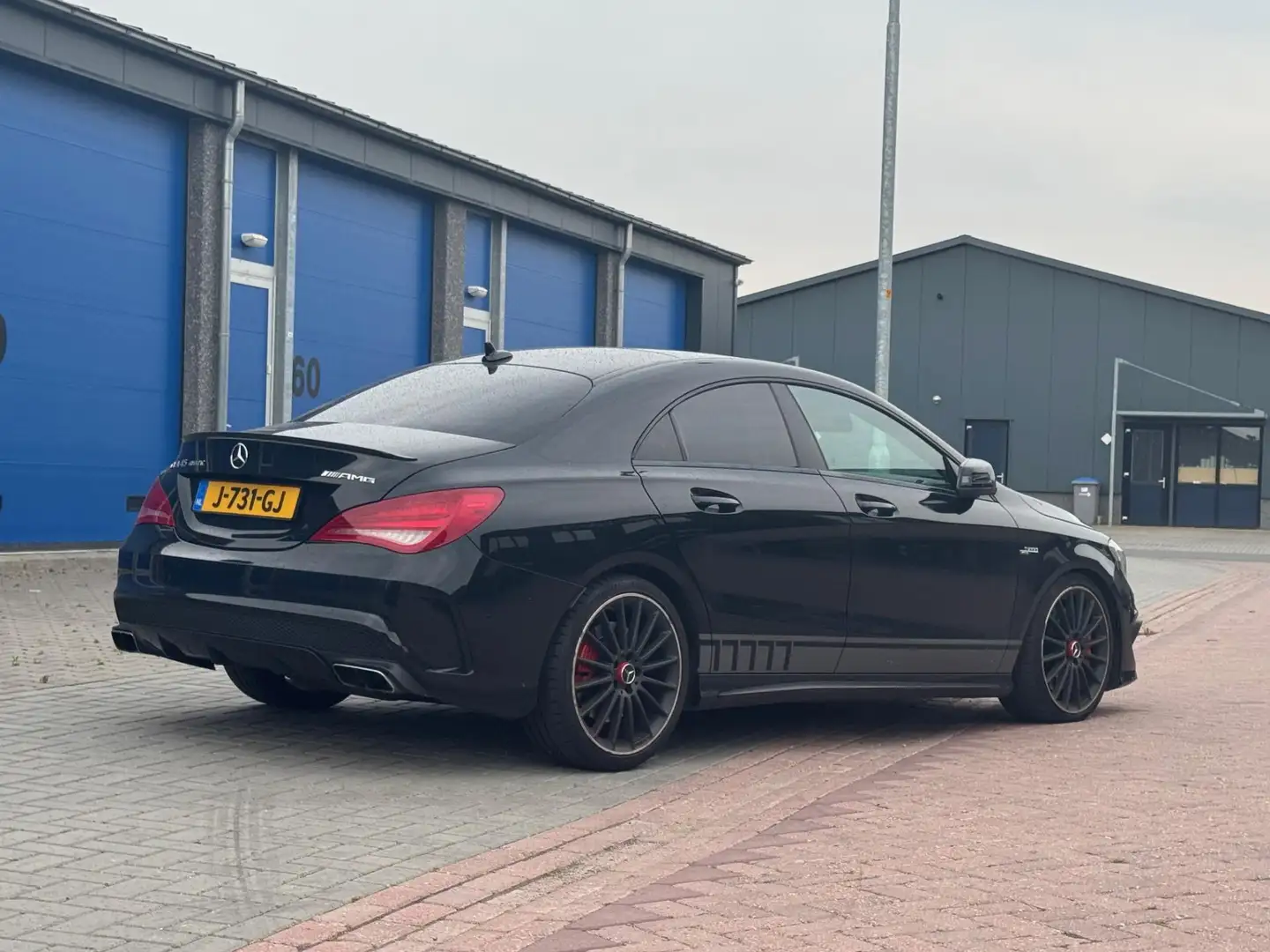 Mercedes-Benz CLA 45 AMG 4MATIC - 360 PK - SCHUIFDAK - LEER - 19'' Zwart - 2