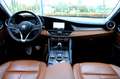 Alfa Romeo Giulia 2.2 Super 180pk Aut. Leder|Clima|Cam|Navi|DAB+ Grijs - thumbnail 11