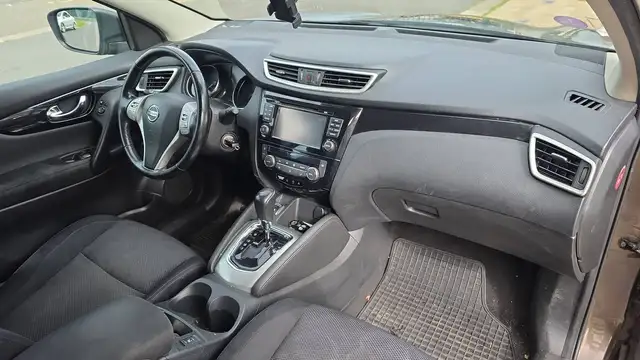 Nissan Qashqai view 10