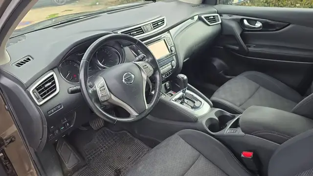 Nissan Qashqai view 8