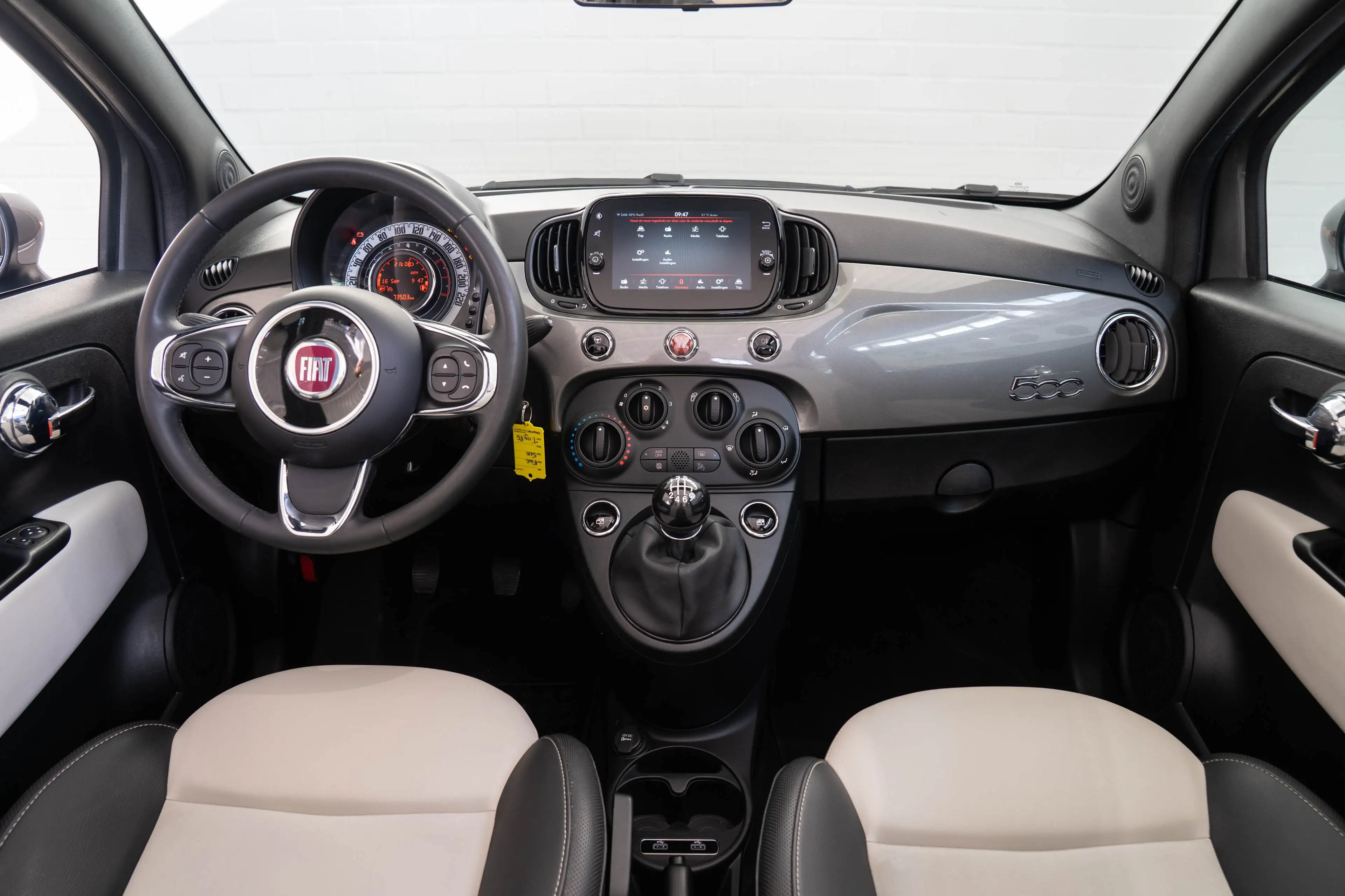 Fiat 500C 1.0 Hybrid Dolcevita | Parkeersensoren | Airco | C — photo 27