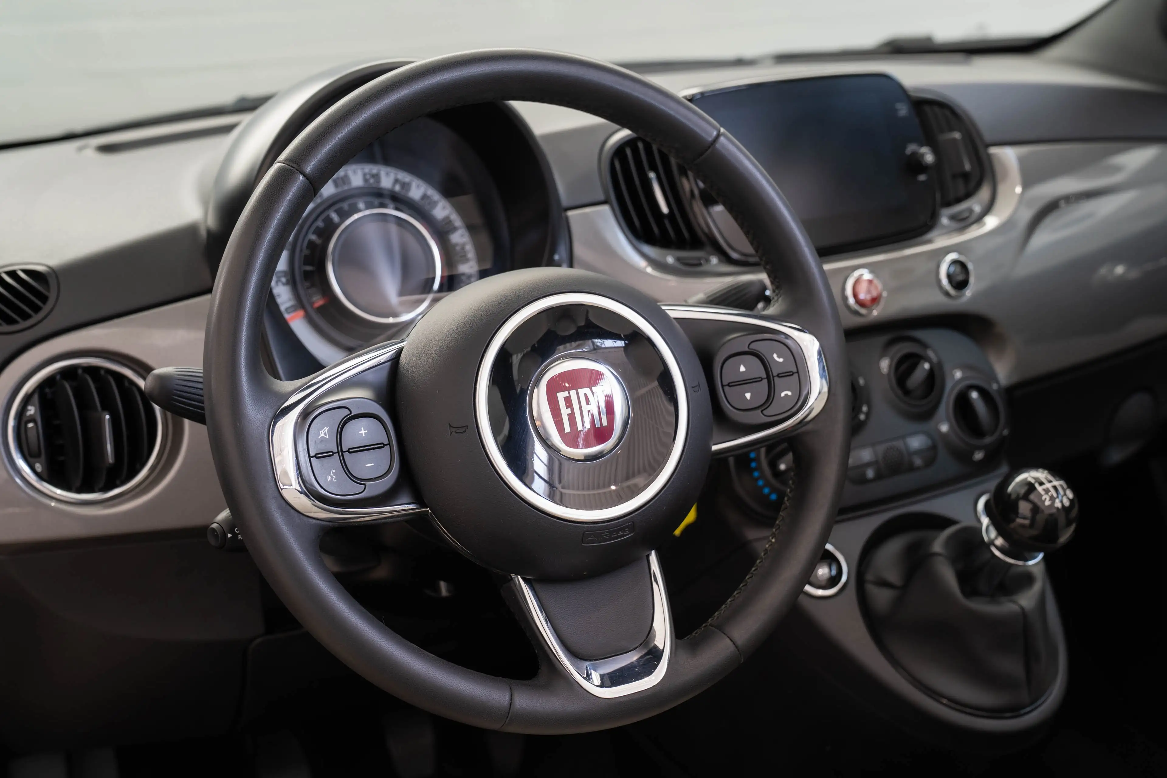 Fiat 500C 1.0 Hybrid Dolcevita | Parkeersensoren | Airco | C — photo 13