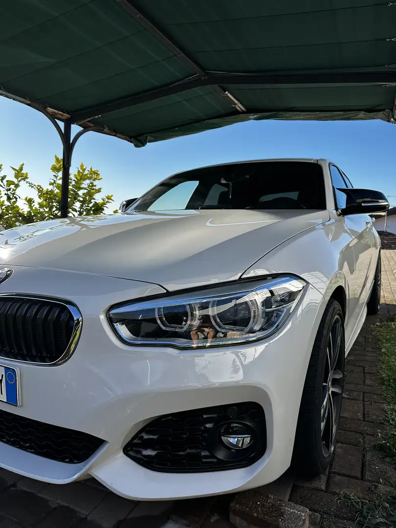 BMW 118 M SPORT - 1