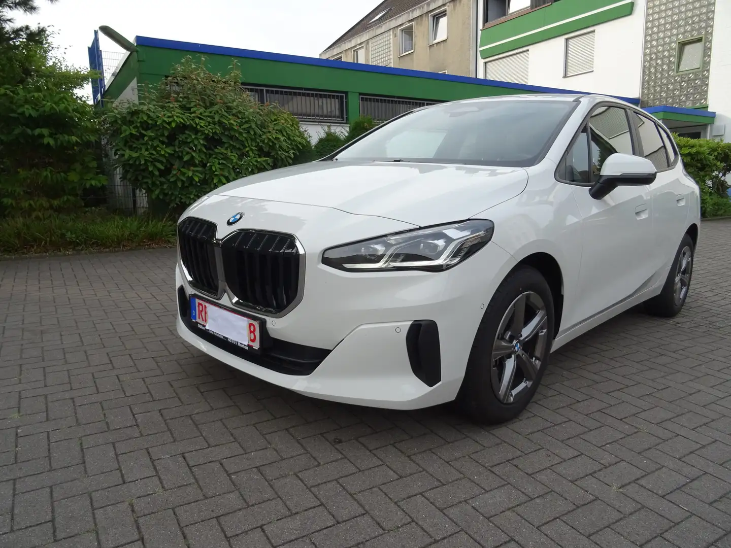 BMW 216 216 i, Steptronic, Sitzhz., Navi, Lenkradhz., LED Blanc - 1