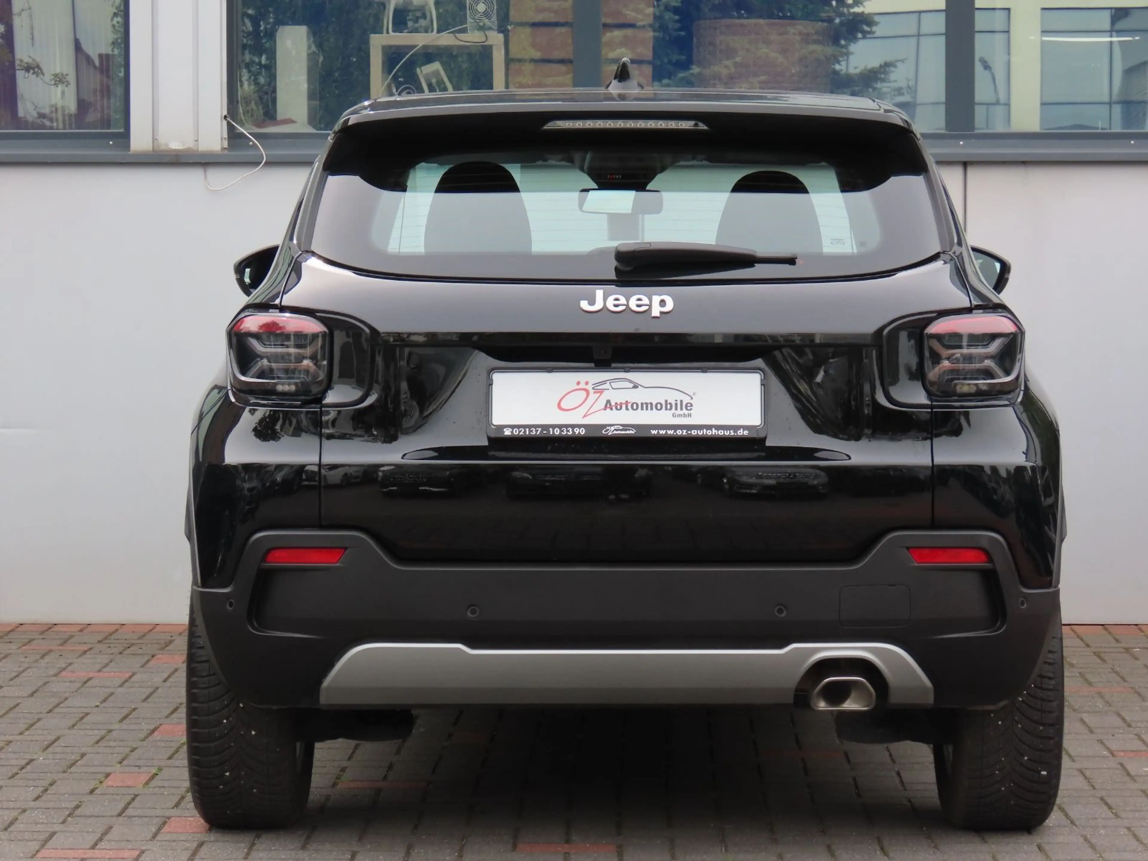 Jeep Avenger 1.2 GSE T3 GDI Klimaauto. Kamera Carplay — photo 8