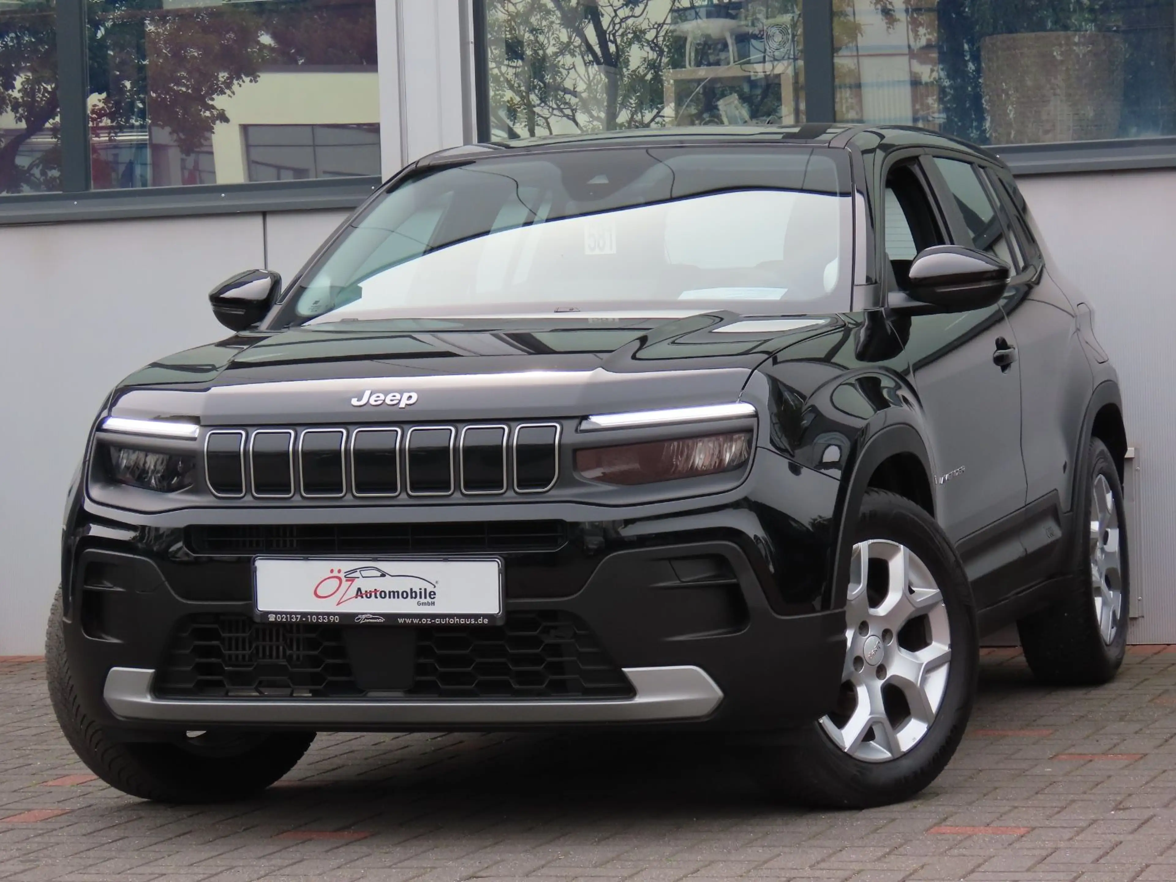 Jeep Avenger 1.2 GSE T3 GDI Klimaauto. Kamera Carplay — photo 5
