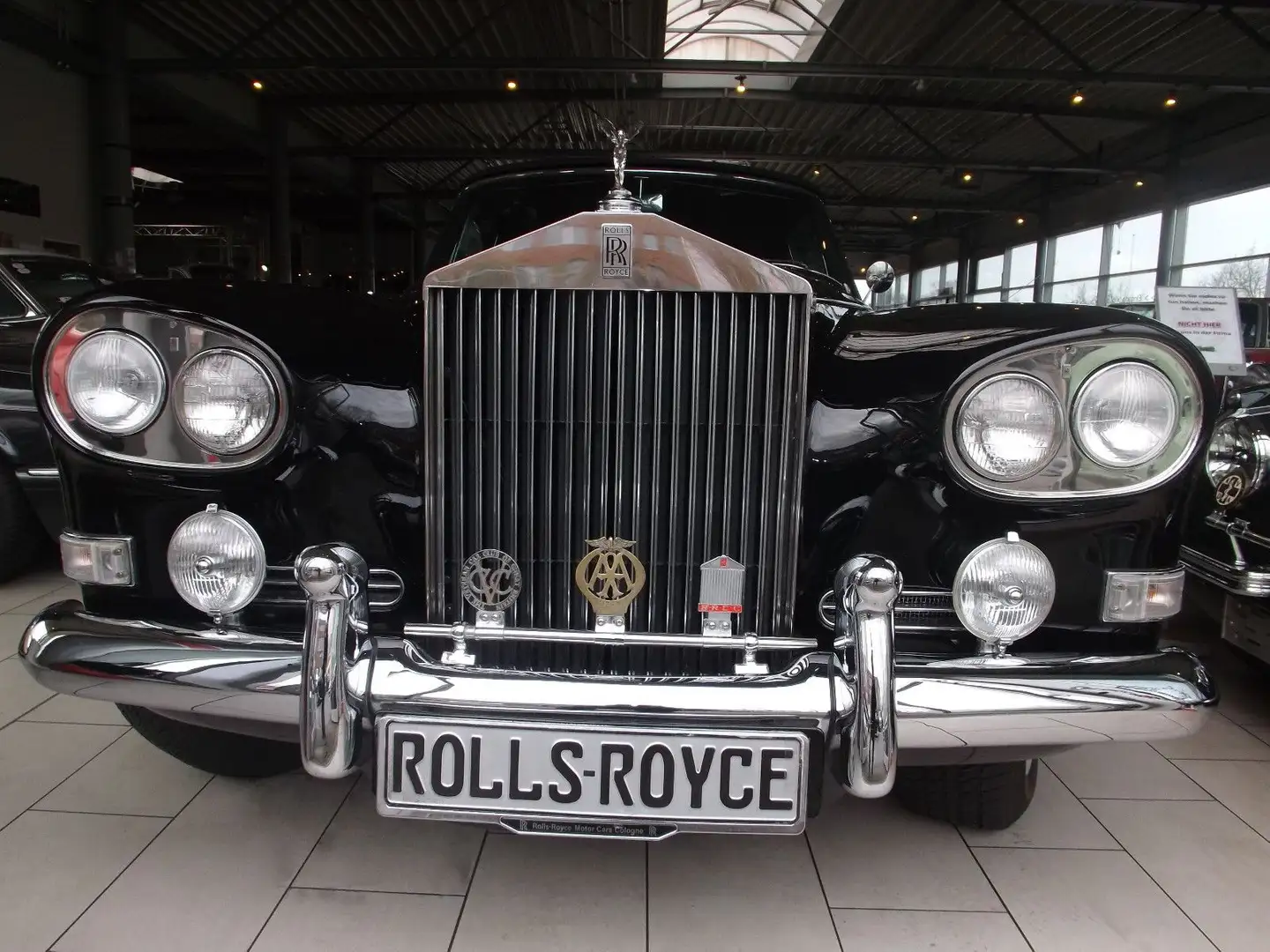 Rolls-Royce Cloud III "Chinese Eye"-das Superlativ!!! crna - 2