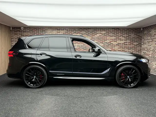 BMW X5 view 6
