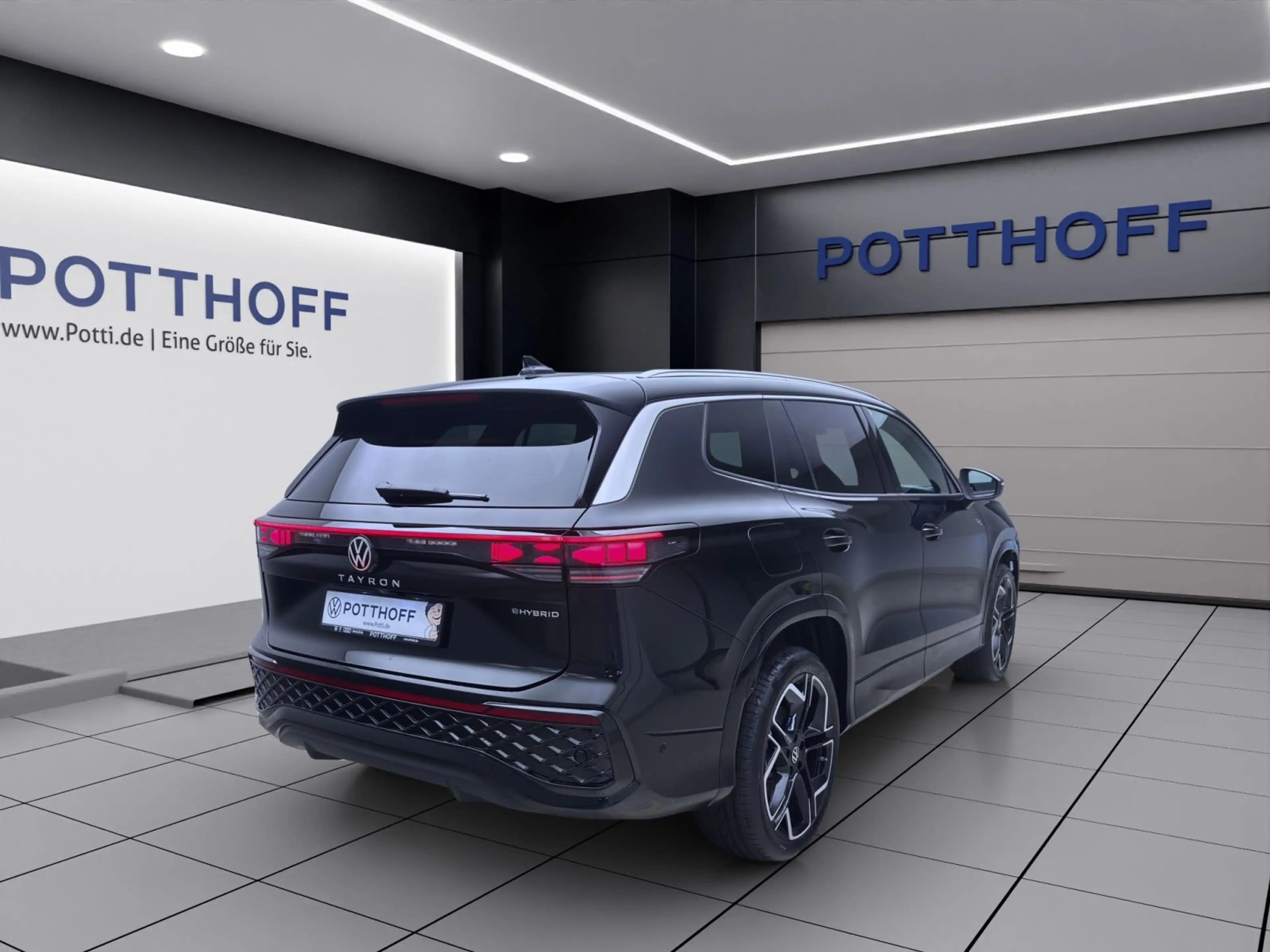 Volkswagen Tayron 1.5 TSI eHybrid DSG R-LINE AHK KAMERA SIT — photo 6