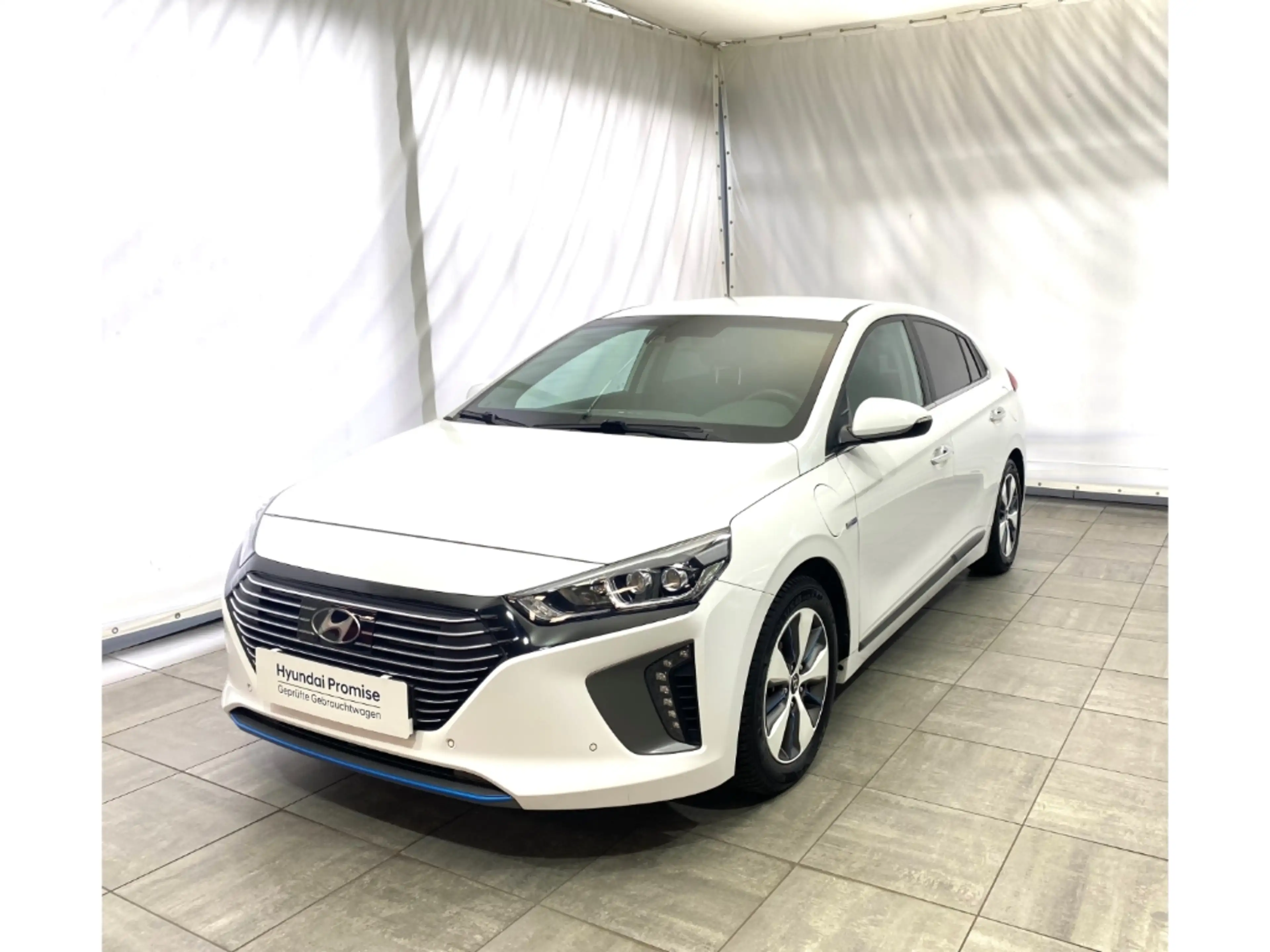 Hyundai IONIQ Premium Plug-In Hybrid