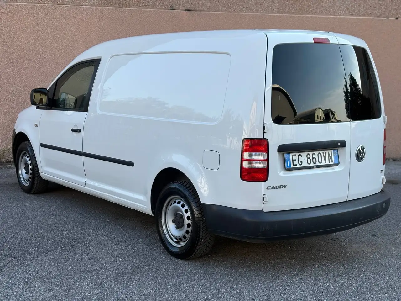 2011 Volkswagen Caddy MAXI 1.6 TDI, Storico Service, photograph 3