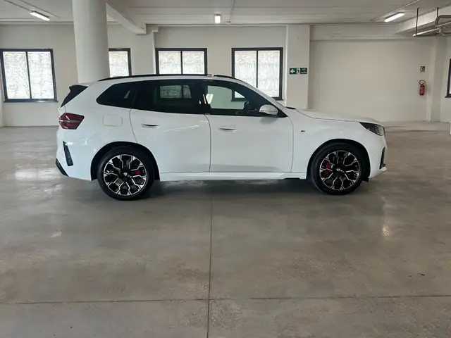BMW X3 view 7