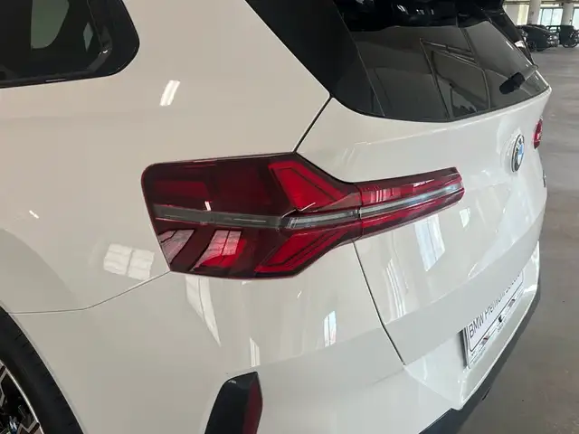 BMW X3 view 14