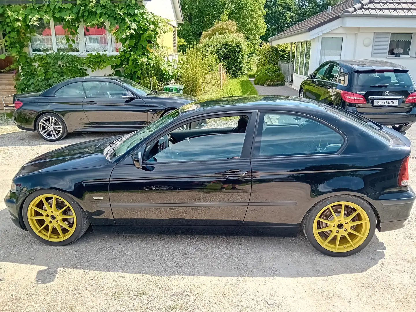 BMW 330 330 Ci Schwarz - 2