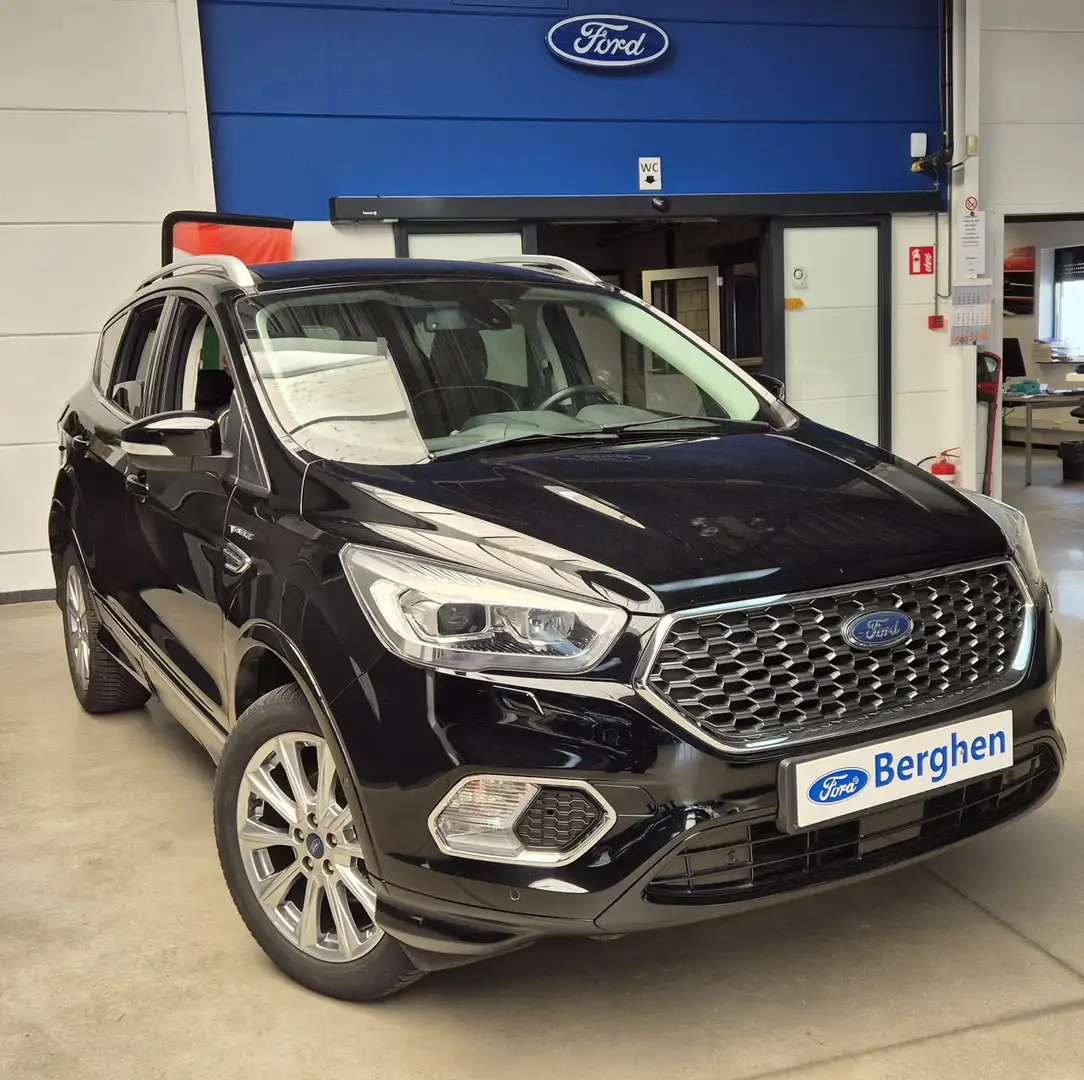 Ford Kuga EcoBoost Zwart - 1