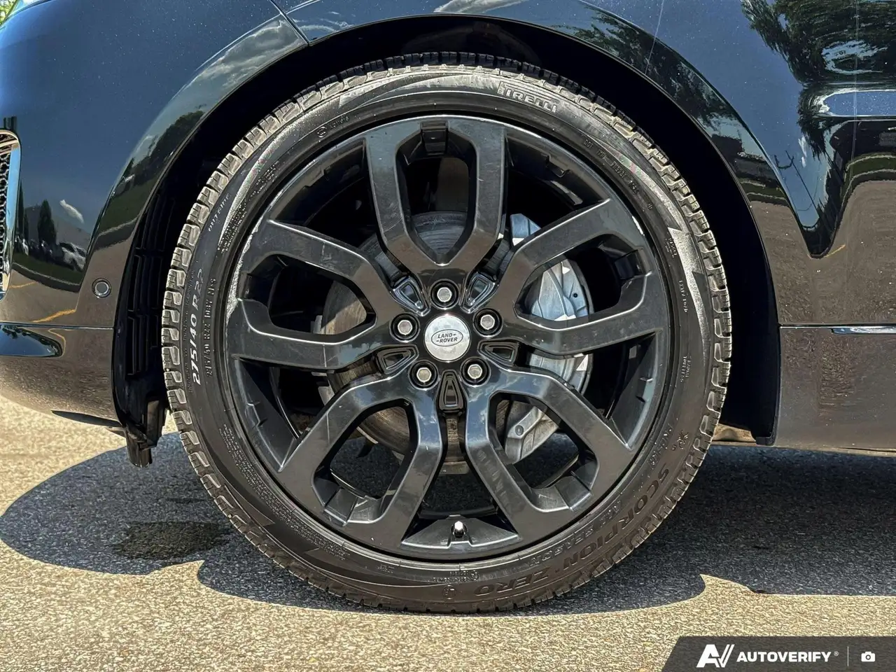 Land Rover Range Rover Sport photo Land Rover Range Rover Sport