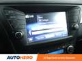 Toyota Avensis 1.8 Team D Aut*NAVI*LED*TEMPO*CAM*SHZ* Weiß - thumbnail 22