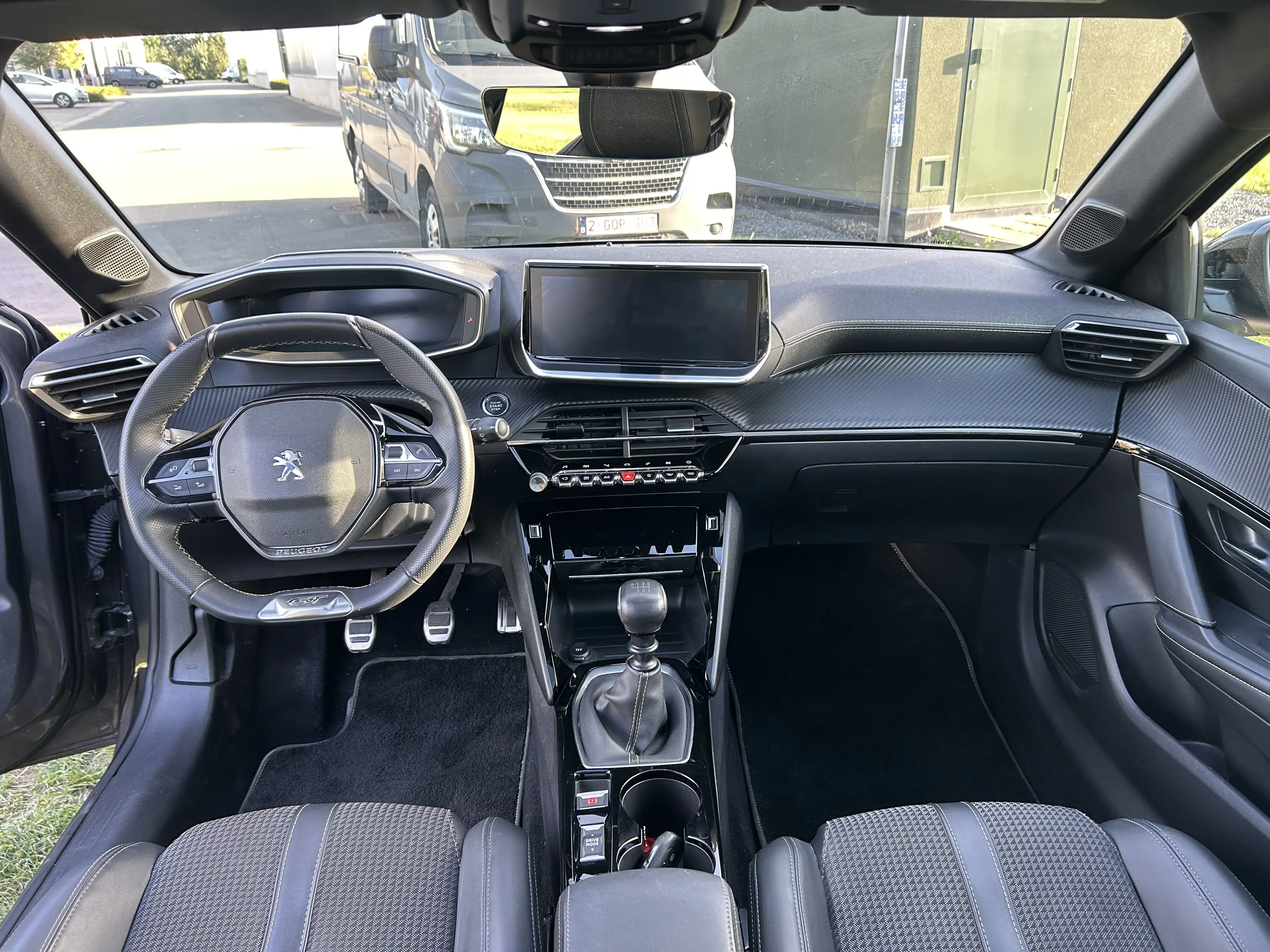 Peugeot 208 GT-LINE 1.2i 101PK — photo 11