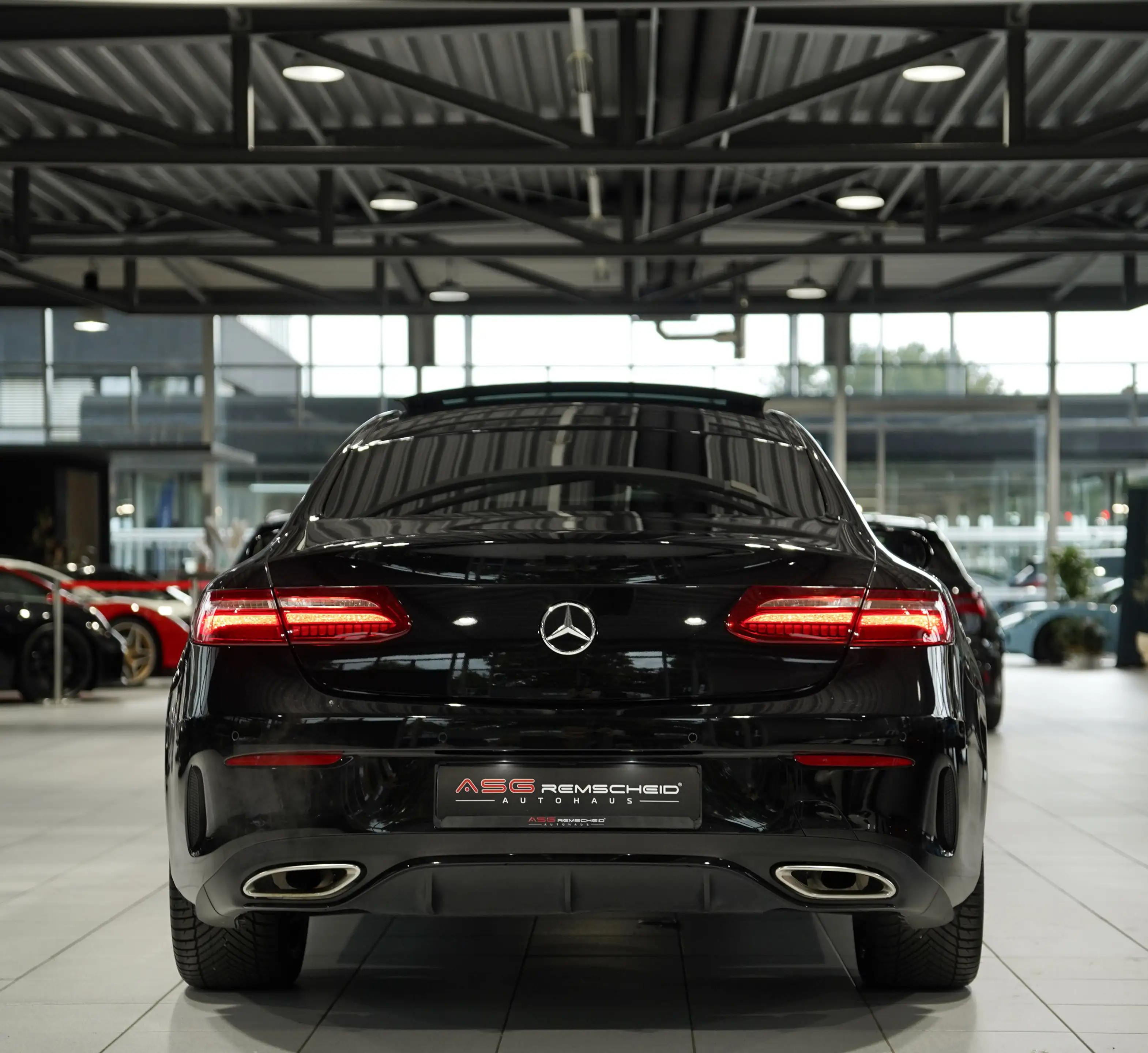 Mercedes-Benz E 450 4M Coupé AMG Line *2.H *19 *Pano*HUD*360° — photo 9
