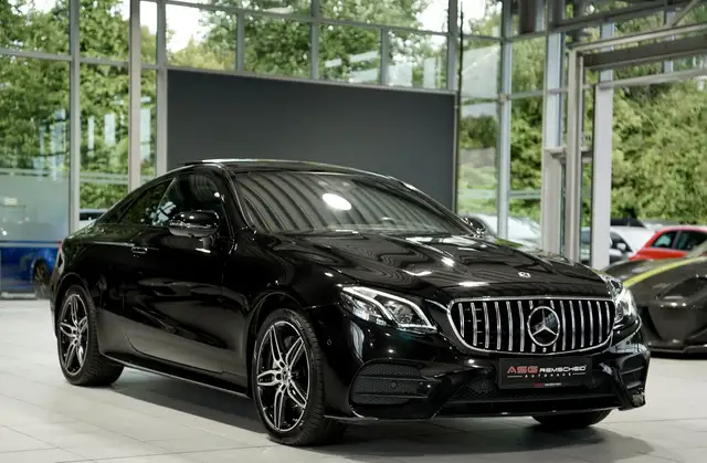 Mercedes-Benz 450 view 5
