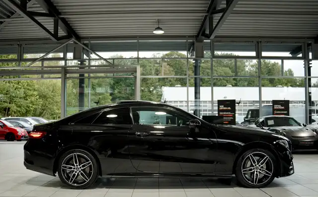Mercedes-Benz 450 view 6